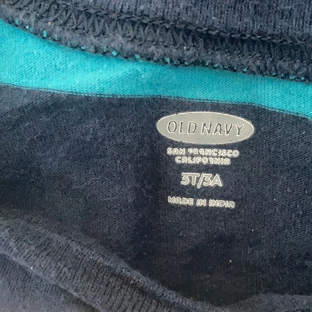 Short sleeved old navy tee 3t